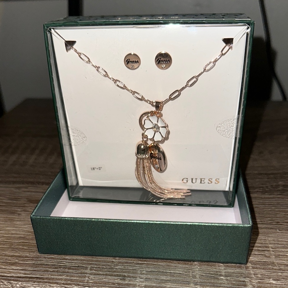 Guess Gold Necklace with Pendant and Stud Earrings New